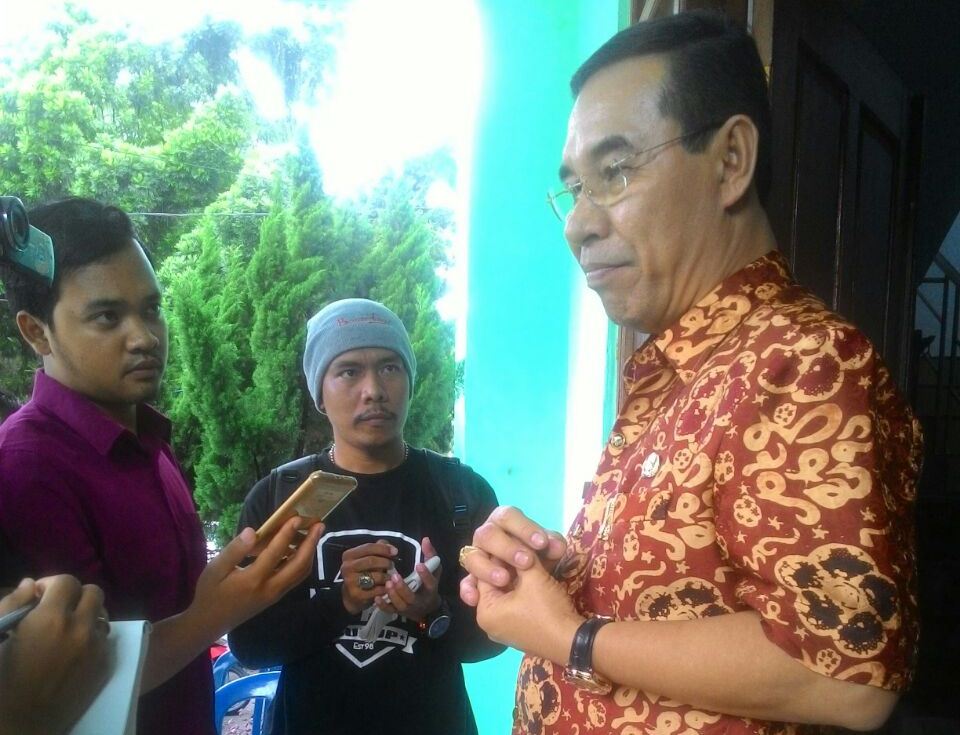 Bupati Rejang Lebong Dr.H.Ahmad Hijazi S.H,M.Si