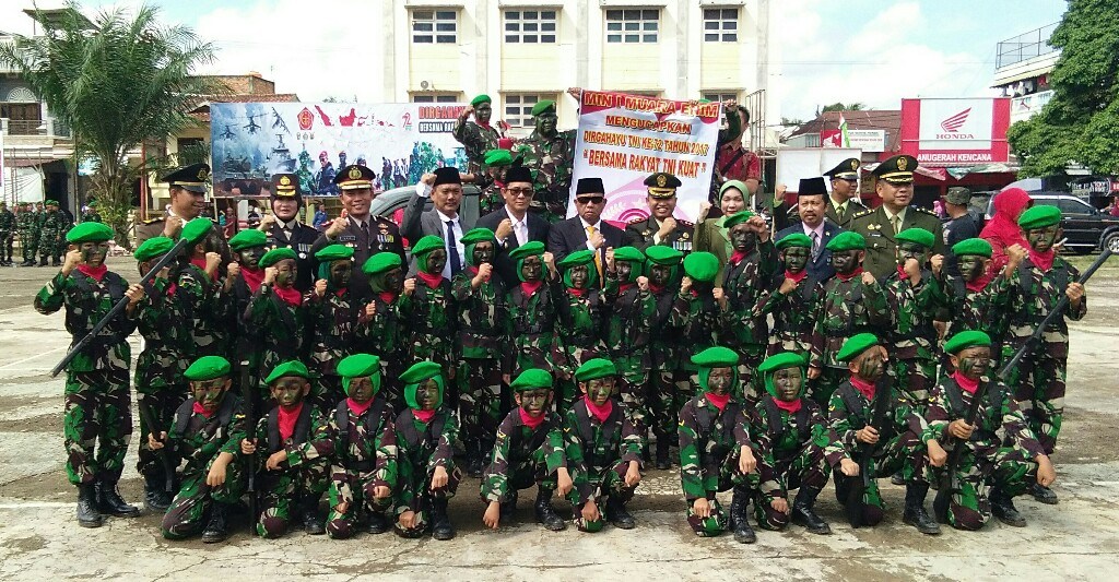HUT TNI Ke 72, TNI Gelar Upacara Serta Kegiatan Sosial