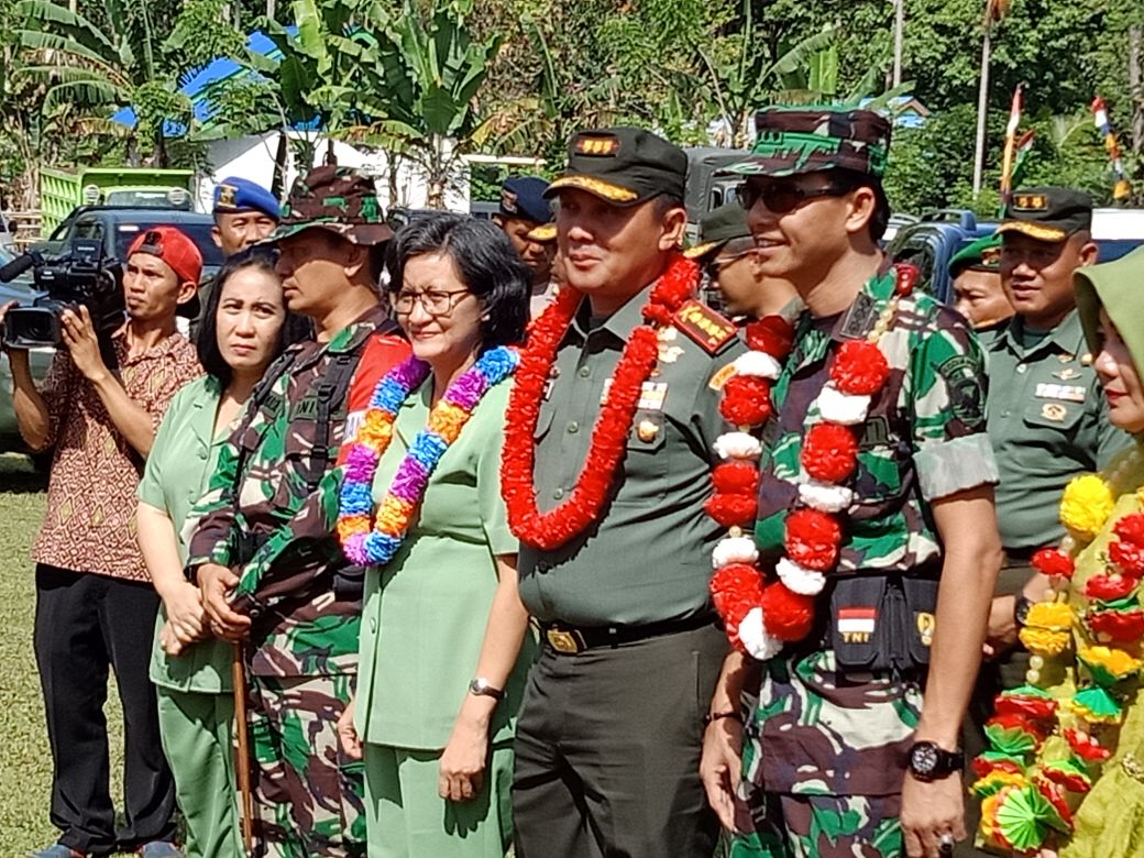 Pemda Kaur dan TNI Gelar Upacara 