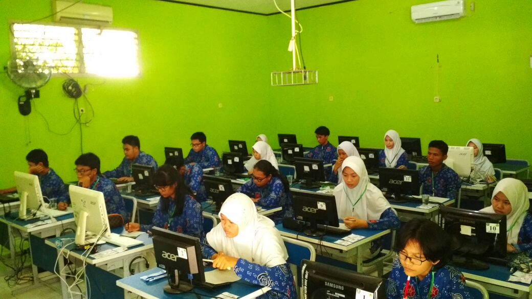 Tampak siswa sedang melaksanakan UNBK 2018