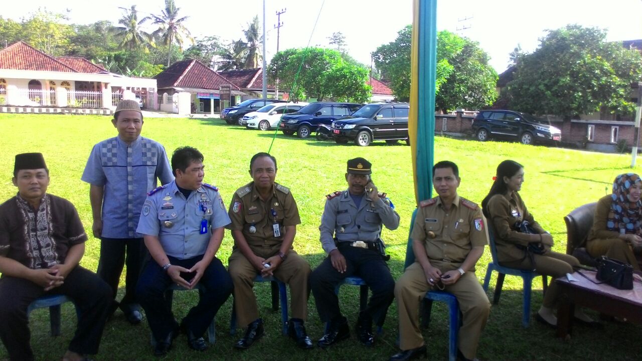 Tampak Bupati Tuban Gelar Operasi Pasar