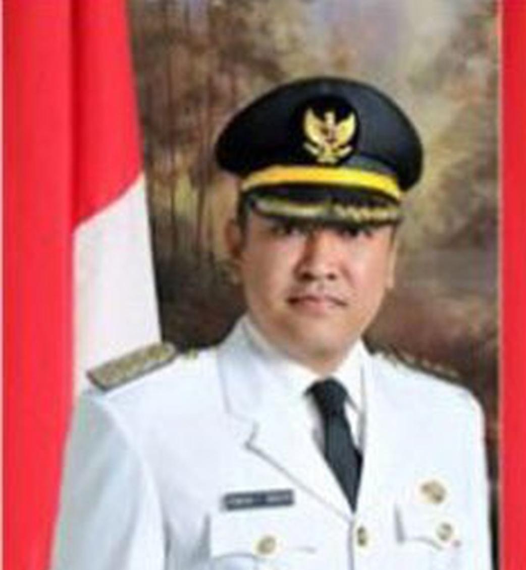 Bupati Fhak-fhak
