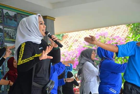 Bupati Karawang Ikut Memeriahkan Senam Sehat Bersama Perwosi