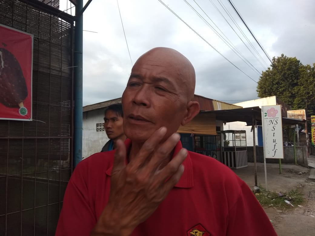 ketua kelompok petani Tudung kecik Dusun Besar, Mustafa 