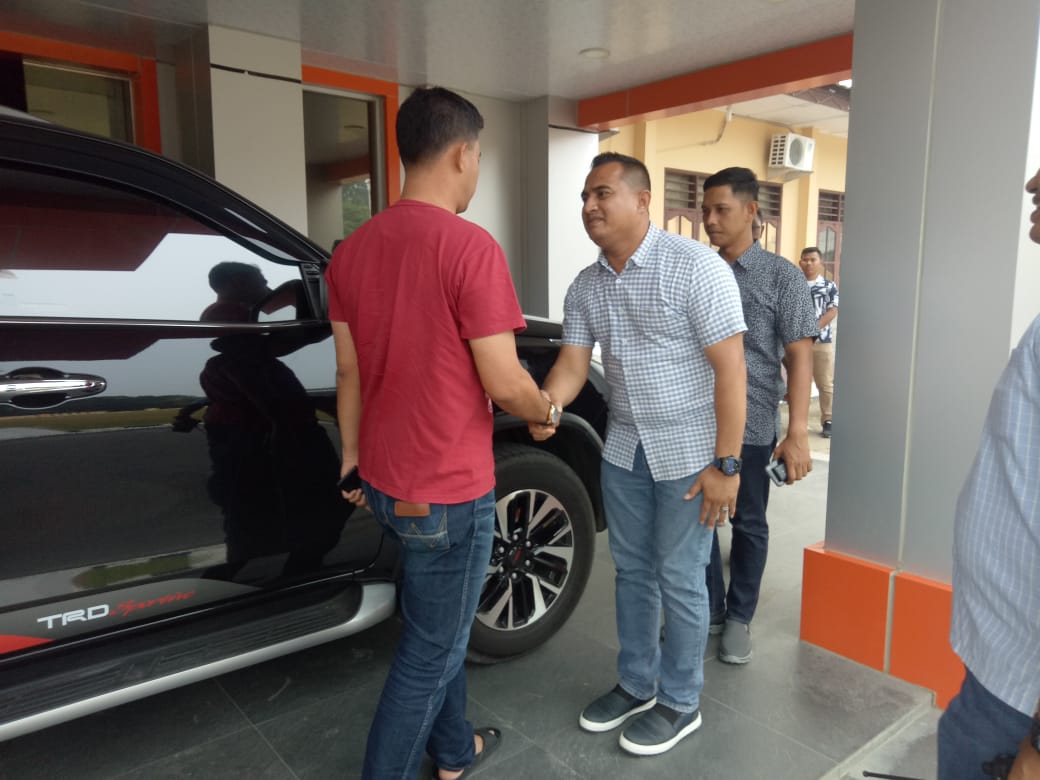 Kasat Intelkam Polres Labuhanbatu sambut kedatangan Kapolres yang baru