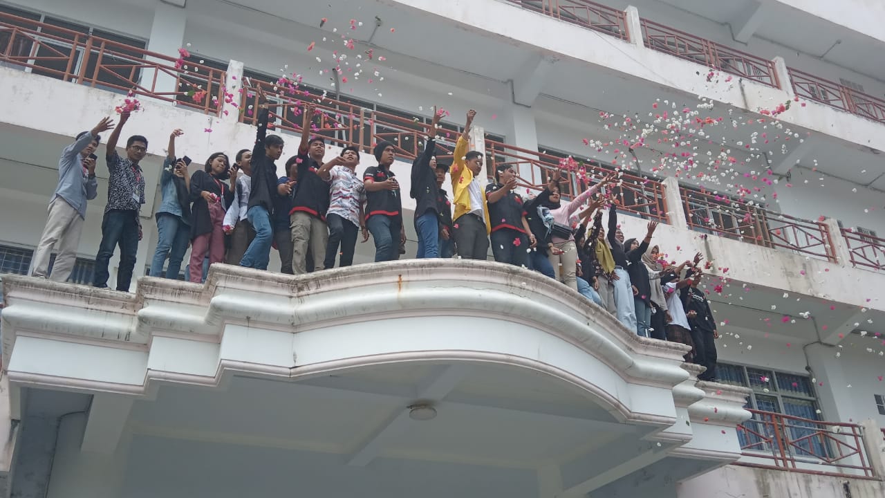 Aksi Tabur Bunga di Kanpu