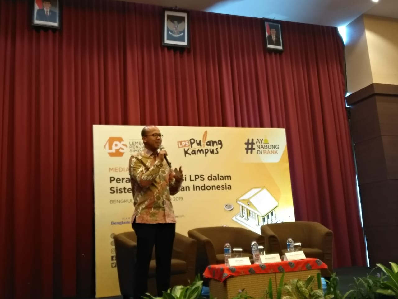 Tekad LPS Jamin Simpanan Nasabah Bank