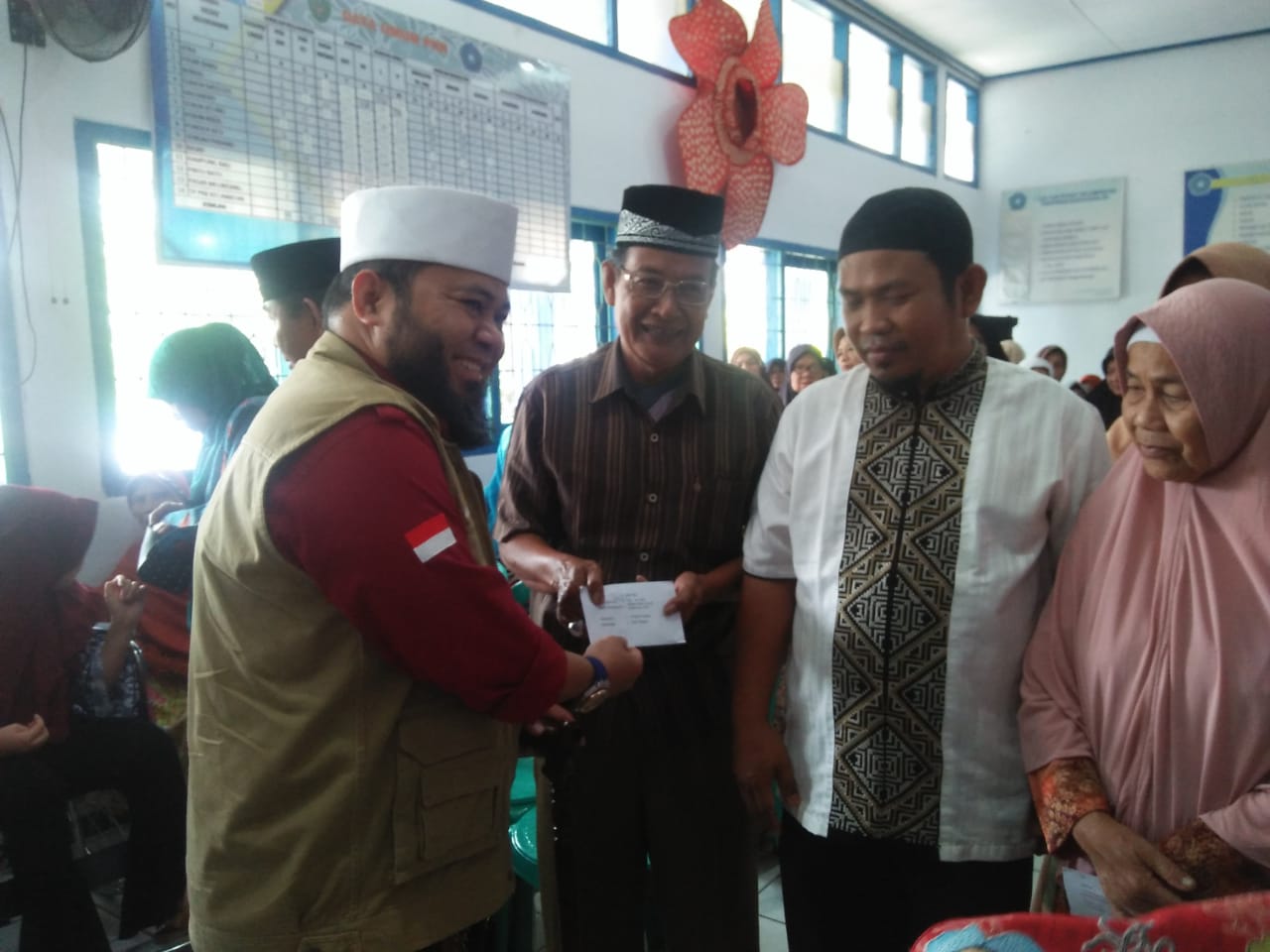 Walikota Bengkulu Kunjungan ke Teluk Segara Walikota Bengkulu Kunjungan ke Teluk Segara