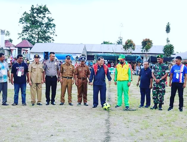 Bupati Karo Buka Turnamen Sepak Bola U-14 