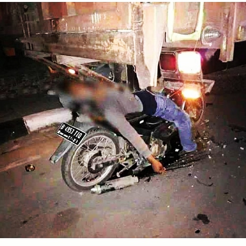 Tabrak Troton Terparkir Pengendara Motor Tewas
