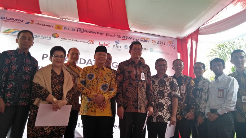 Patung Fatmawati Diserahterimakan