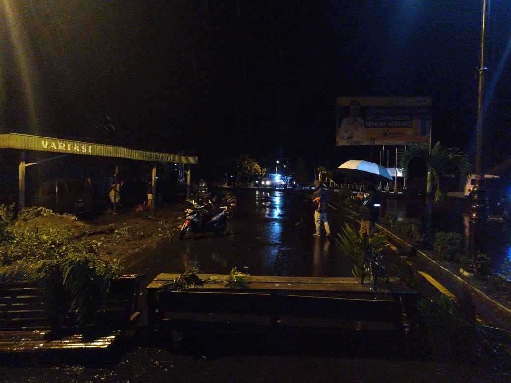 Jembatan Air Putih Lama Ditutup Sementara