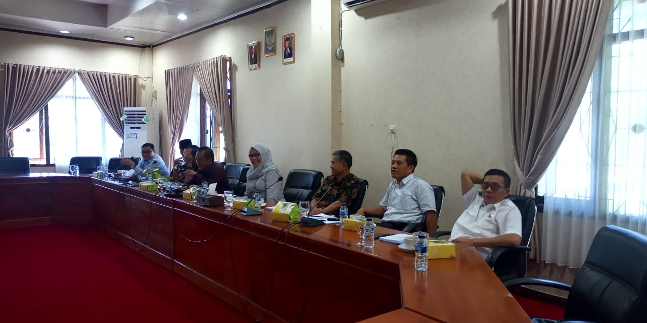 Warga Keluhkan Limbah RSHD DPRD Kota Gelar Hearing