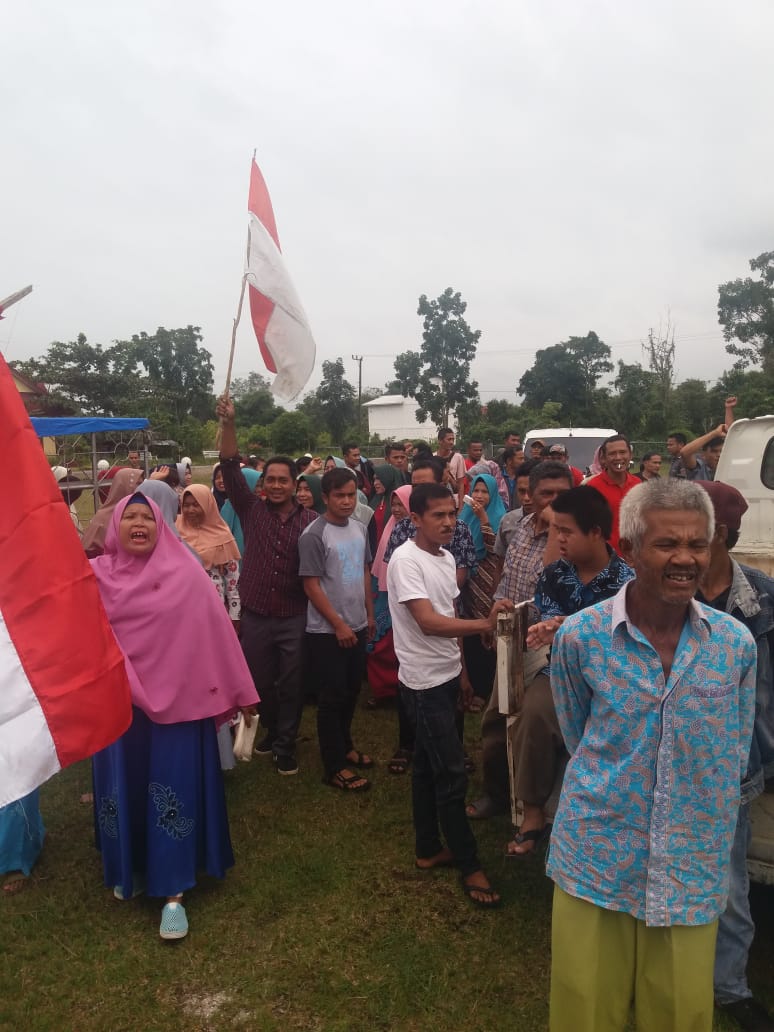 Gelar Aksi Damai Masyarakat Desa Bukit Melintang Minta Pilkades Ulang