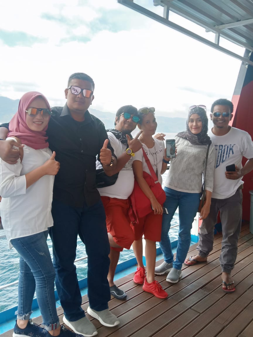 Pemilik Kafe Red End Black Rantau Prapat Jelajah Keindahan Danau Toba