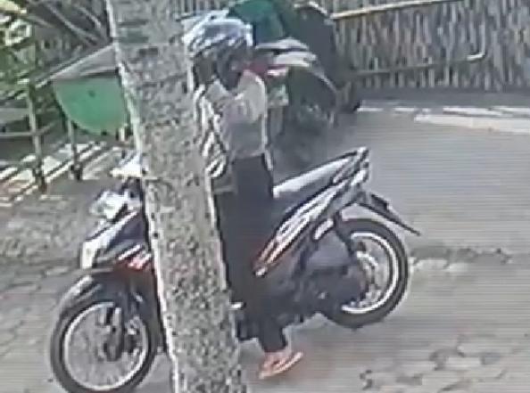 Terekam CCTV Saat Mencuri Warga Rawa Makmur Ditangkap Polisi