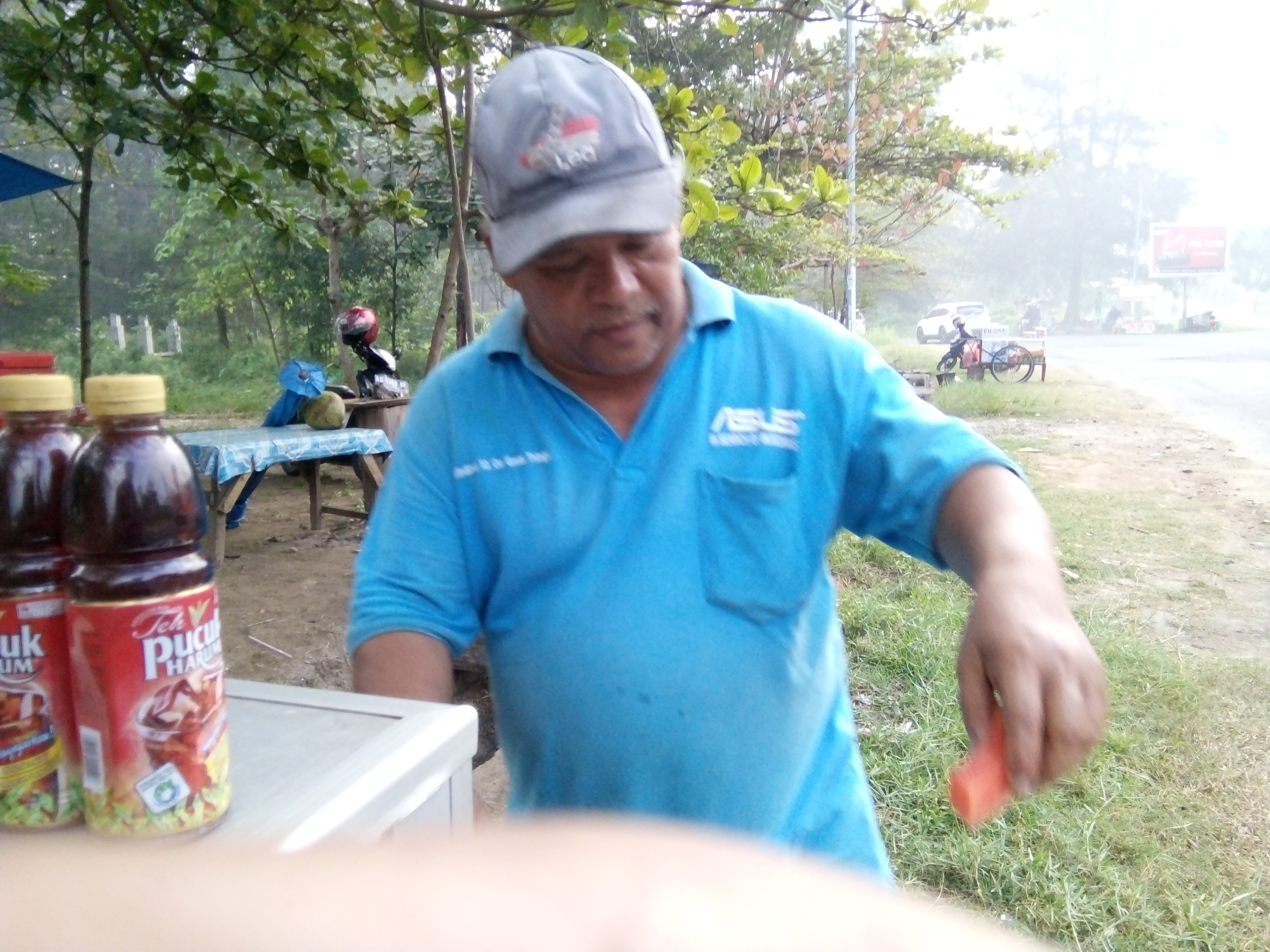 Ali, Pedagang Rujak