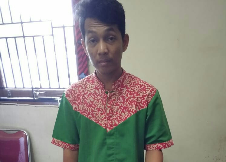 Pemuda yang diamakan Pihak Kepolisian