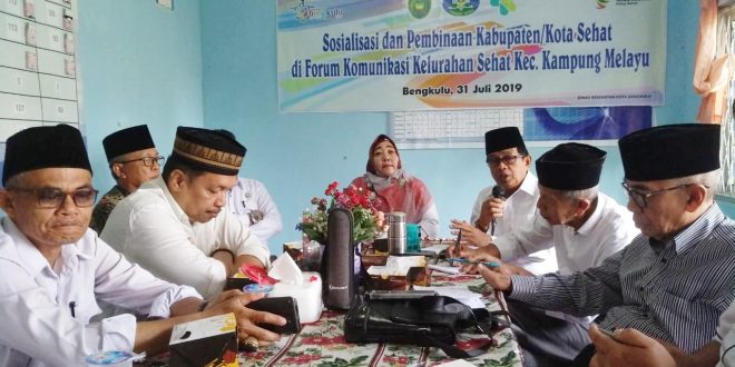 Rapat Sosialisasi dan Pembinaan Kota Sehat di Kecamatan Kampung Melayu