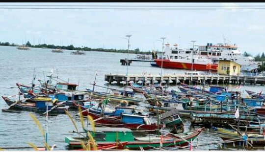 Tampak Kapal Nelayan Trawl yang tidak bisa beroprasi