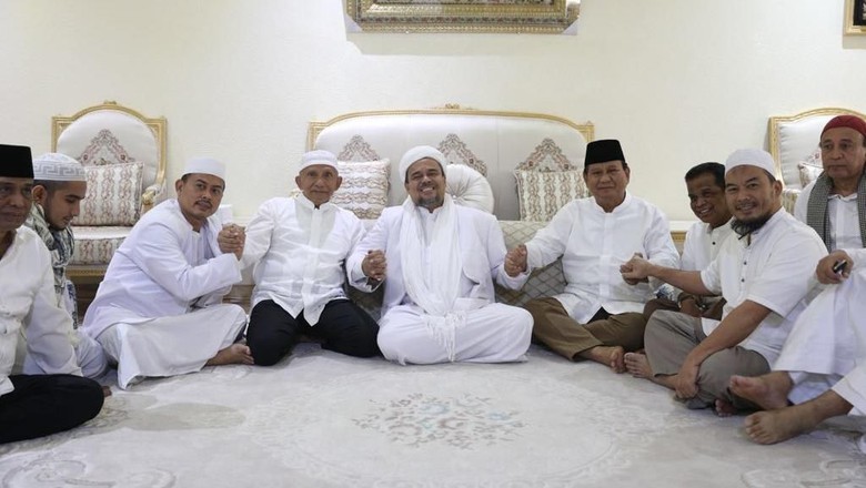 Momen pertemuan Habib Rizieq-Amien Rais dan Prabowo Subianto
