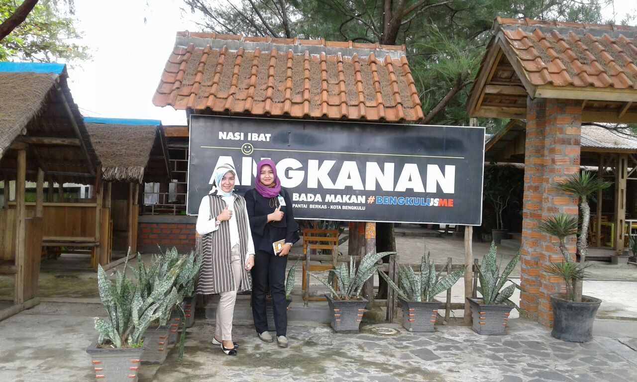 Pengelola Rumah Makan Anganan Pantai Berkas Kota Bengkulu