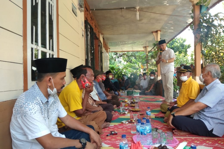 Nilai Plus Rohidin Bagi Pemuda Teramang Jaya : Kerja Nyata Pembangunan Jalan dan Punya Konsep Jelas Angkat Komoditi Sawit