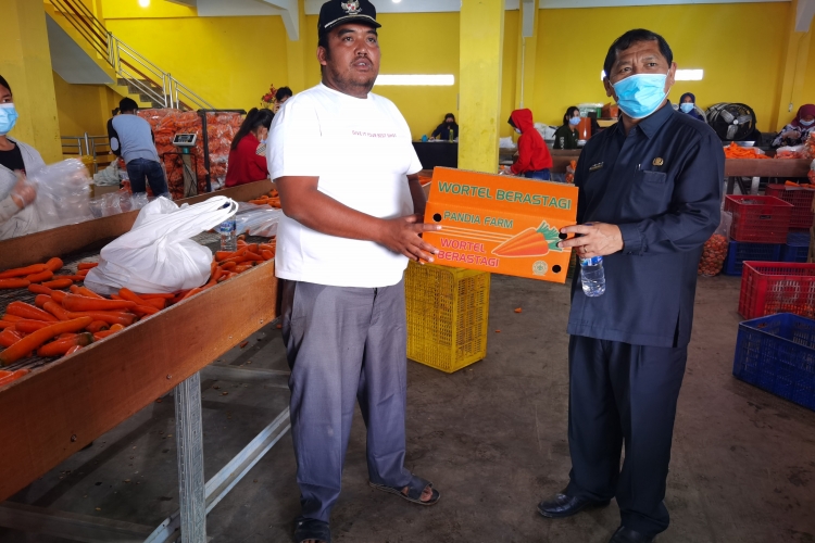 Bupati Karo Apresiasi Keberhasilan Pandia Farm