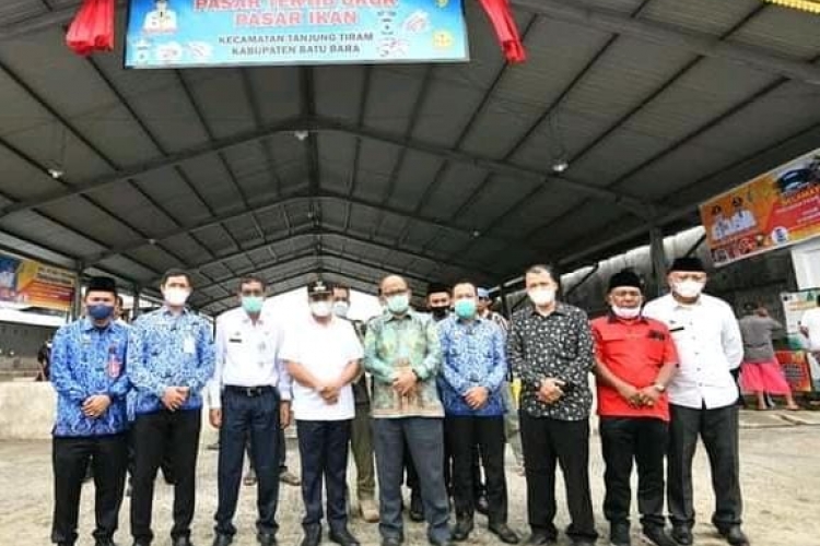 Bupati Zahir Resmikan Pasar Ikan Tanjung Tiram Sebagai Pasar Tertib Ukur