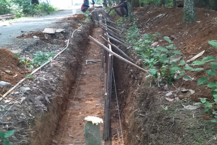 Tampak Pembangunan Tengah Berlangsung