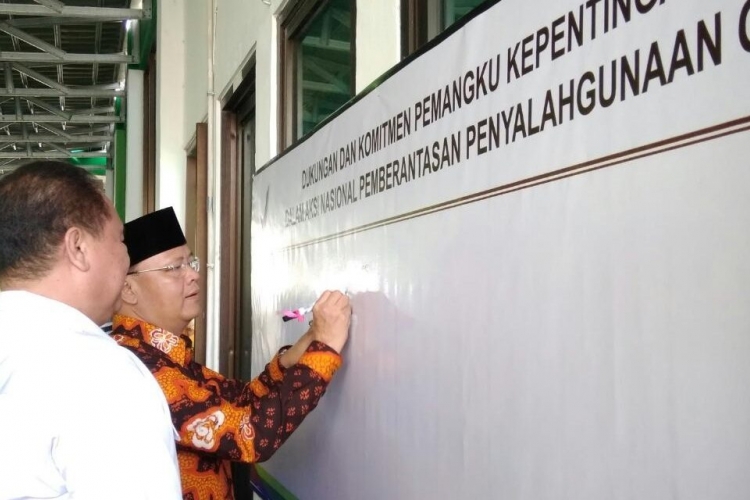 Plt Gubernur Komitmen Berantas Peredaran Obat Ilegal