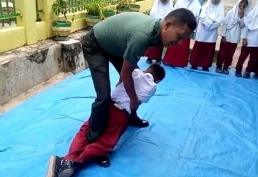 Kodim 0212/Tapsel Lakukan Sosialisasi Antisipasi Corona dan Penculikan