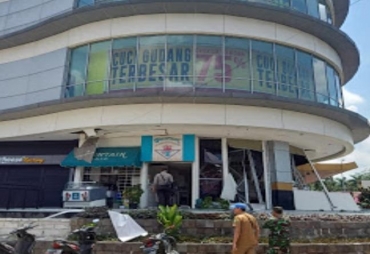 Ledakan Diduga Tabung Gas Hebohkan Plaza Ramayana Medan