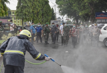 Antisipasi Corona Panglima TNI Intruksikan Penyemprotan Disinfektan