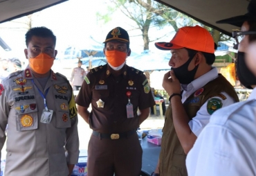 Wawali Tinjau Dapur Umum Team Percepatan Penanganan Covid-19