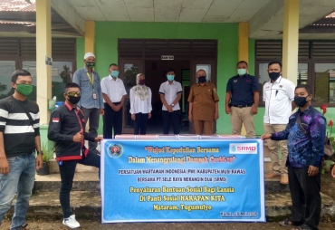 PWI Musirawas Bersama SKK Migas dan PT SRMD Bagi-bagi Sembako