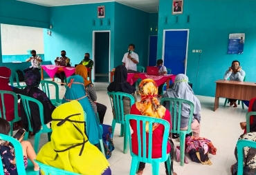 Tahap Kedua 23 KK Desa Sumber Makmur Terima BLT-DD