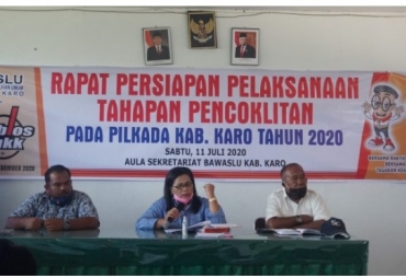 Bawaslu Karo Laksanakan Rapat Persiapan Pencoklitan