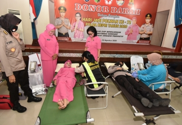 Hari Jadi Polwan ke-72 Polda Kepri Gelar Donor Darah