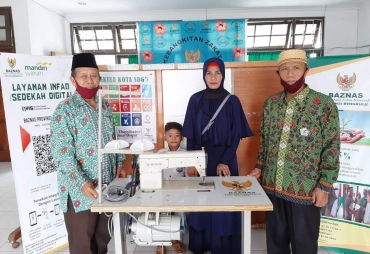 Berdayakan Ekonomi Umat ZIS Baznas Luncurkan Program Bantuan Baru