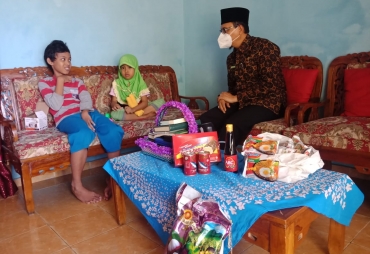 Di Tengah Pandemi Covid-19 Sjobirin Tetap Rutin Kunjungi Anak 