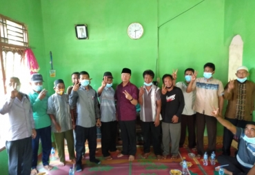 Pemuda Desa Teruntung Akui Pembangunan Jalan Era Rohidin Sangat Menyentuh
