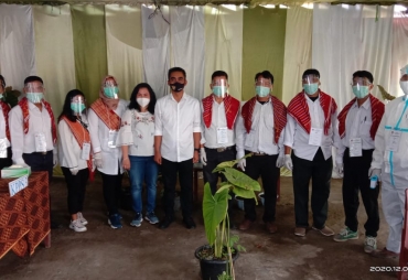 Nyoblos di TPS 014 Desa Ketaren Theopilus Ginting Optimis Menang