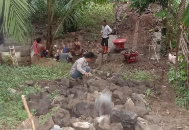 Desa Padang Tambak Realisasikan Pembangunan Fisik