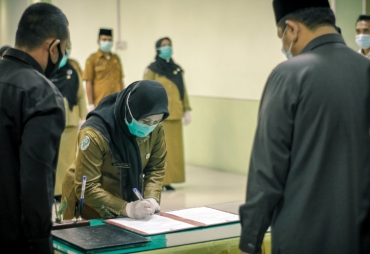 Walikota Padangsidimpuan Lantik 13 Pejabat Administrator