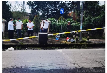 Belum Lama Dipasang Portal Jalan Selamat Ketaren Rusak