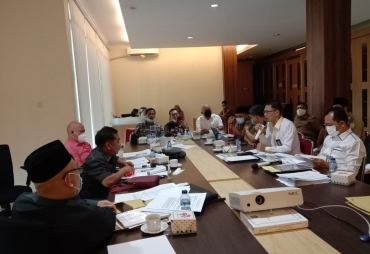 DPRD Provinsi Bengkulu Terima Berkas Perubahan PD Bimex ke Perseroda
