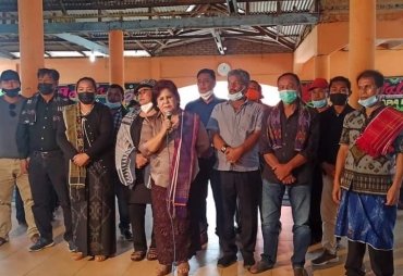 Wakil Bupati Karo Melayat Kepergian Almarhum Baret Merah Bakti Purba