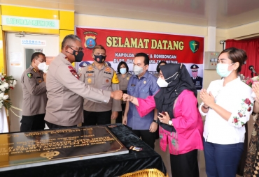 Kapolda Sumut Resmikan Laboratorium PCR RS Bhayangkara TK II Medan