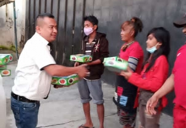 Sekretaris DPW Otarose Sumut Berbagi Untuk Kaum Dhuafa